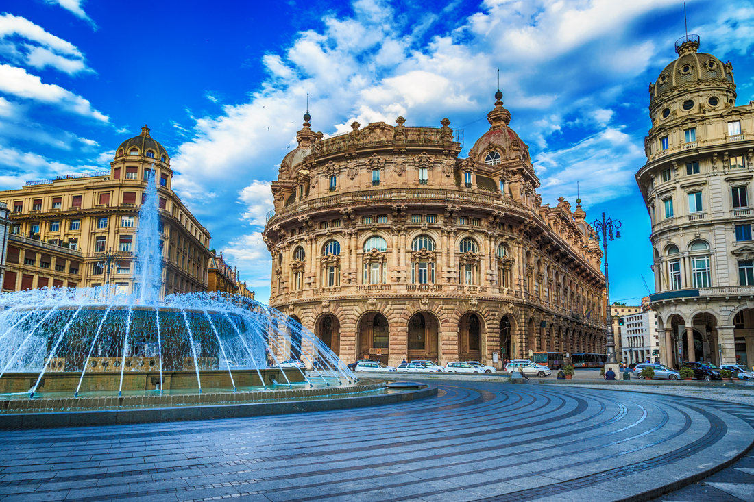 Genova visitare. Piazza de Ferrari